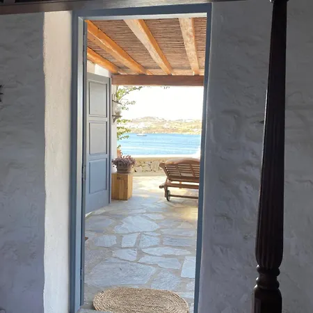 Beachfront Mykonos Apartment *