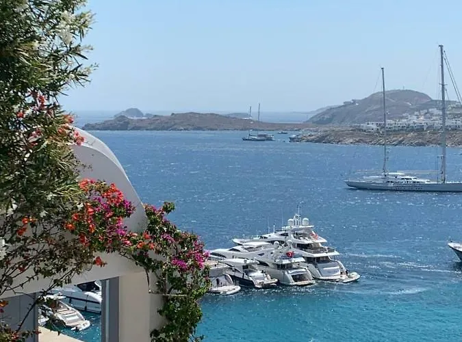 Beachfront Mykonos Apartman *