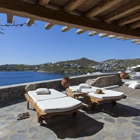 Beachfront Mykonos Апартаменты Орнос